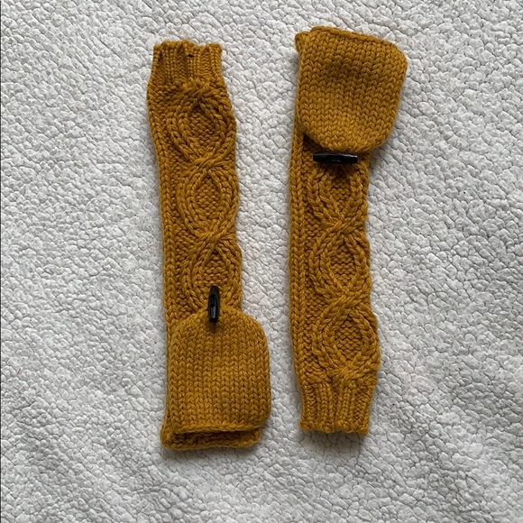 Knit Arm Warmers - So Cute for Fall! - Picture 3 of 5